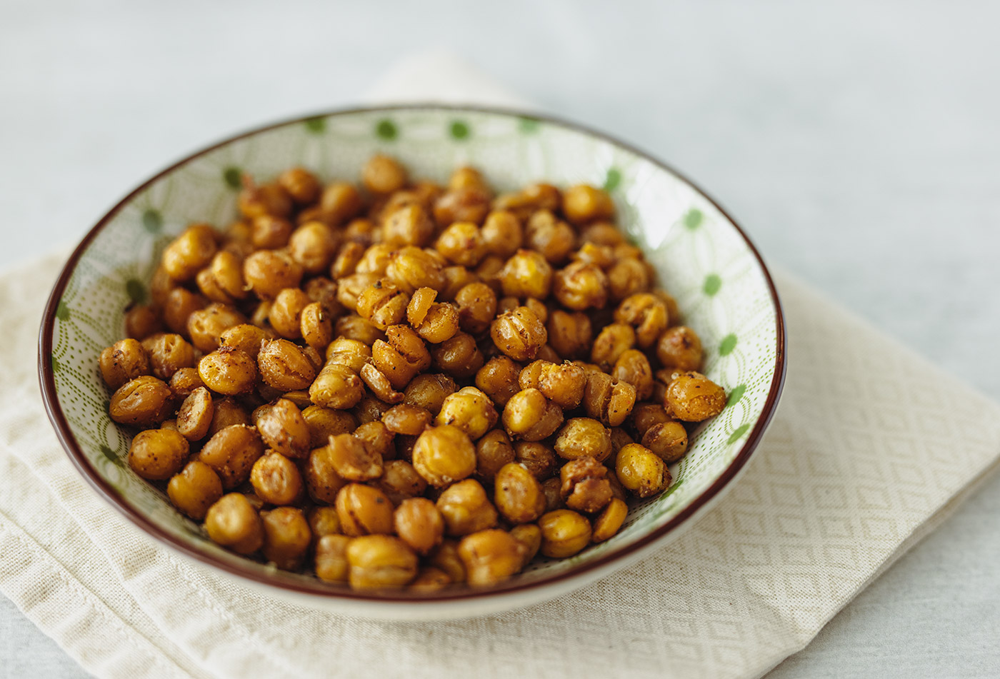 Geröstete Kichererbsen aus dem Ofen vegane Beilage / Snack